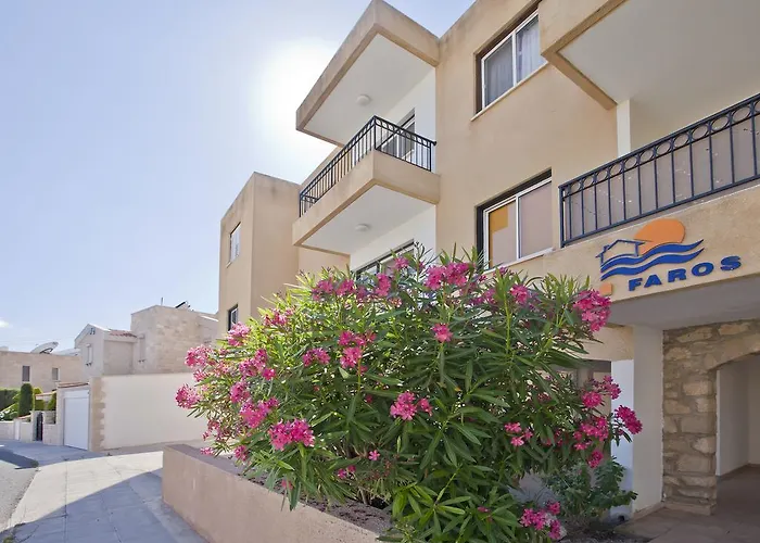 Апартаменты Faros Court Prestige *